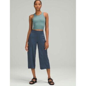 Lululemon Metropolis Maven High Rise Crop Size 2Iron Blue
